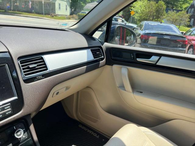 2014 Volkswagen Touareg TDI Sport