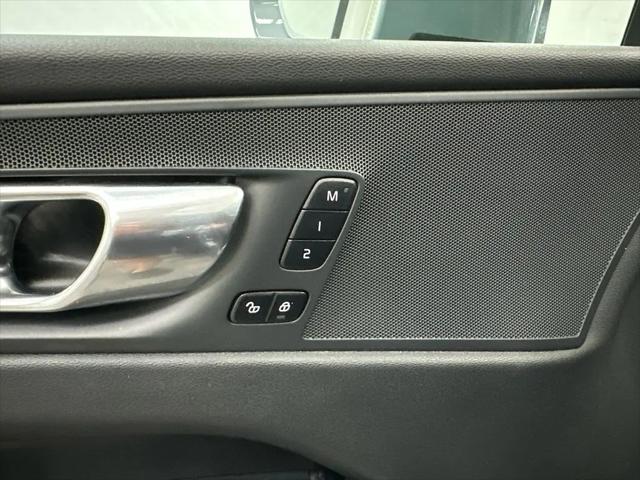 2023 Volvo XC60 B5 Core