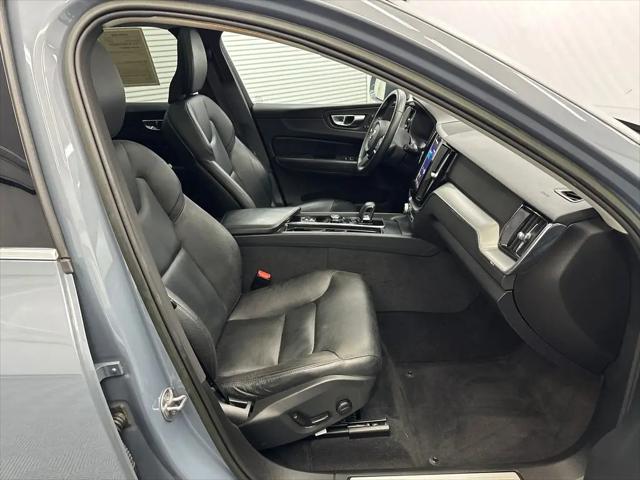 2023 Volvo XC60 B5 Core