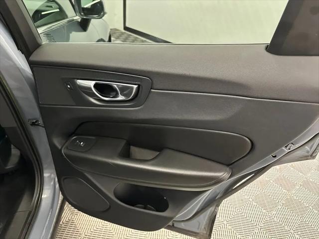 2023 Volvo XC60 B5 Core
