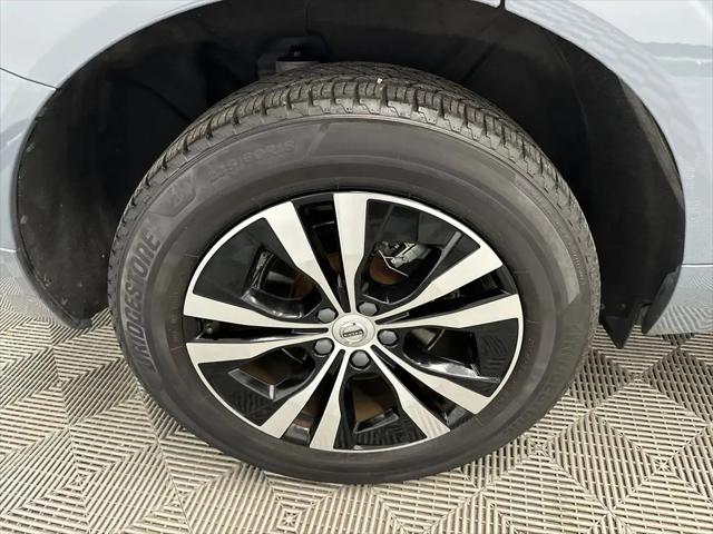 2023 Volvo XC60 B5 Core