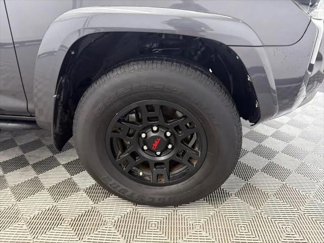 2023 Genesis G70 3.3T RWD