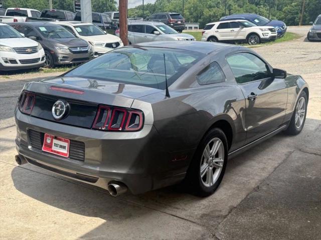 2014 Ford Mustang V6