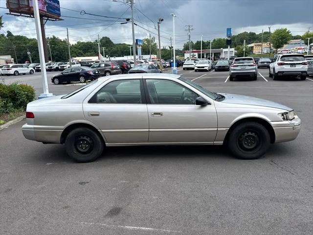 1998 Toyota Camry LE