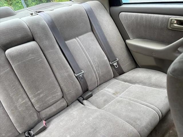 1998 Toyota Camry LE