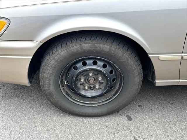 1998 Toyota Camry LE