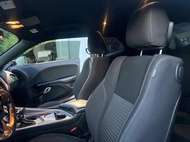 2019 Dodge Challenger SXT AWD