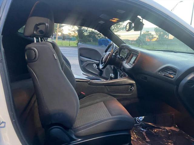 2019 Dodge Challenger SXT AWD