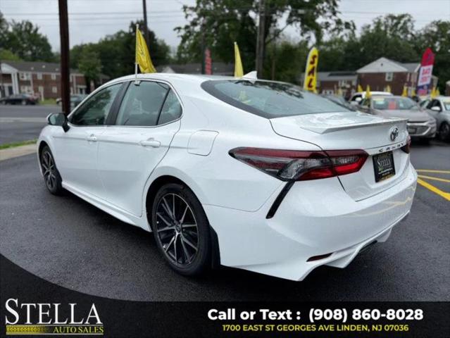 2024 Toyota Camry SE