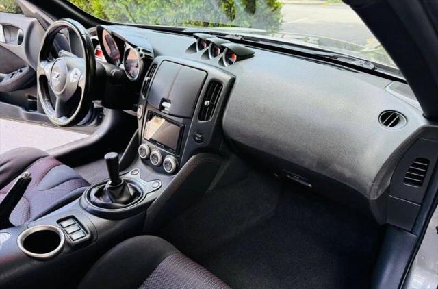 2011 Nissan 370Z NISMO