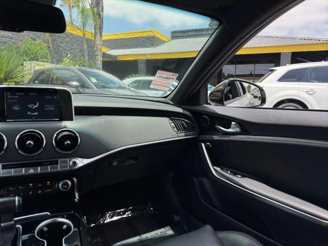 2021 Kia Stinger GT-Line