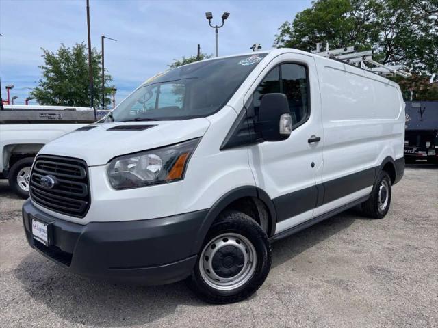 2018 Ford Transit w/60/40 Side Door w/RWB