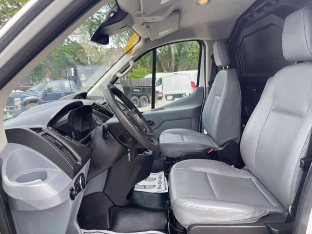 2018 Ford Transit w/60/40 Side Door w/RWB