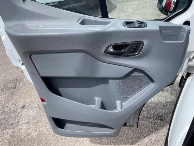 2018 Ford Transit w/60/40 Side Door w/RWB