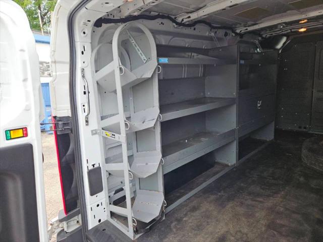 2015 Ford Transit w/60/40 Side Door w/LWB