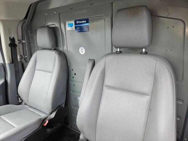 2015 Ford Transit w/60/40 Side Door w/LWB