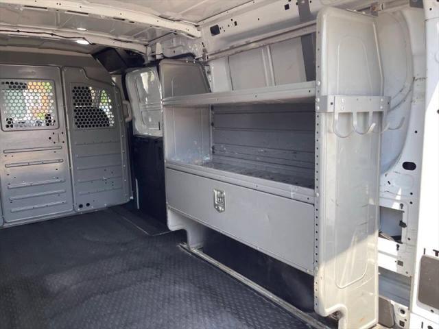 2019 Ford Transit w/60/40 Side Door w/RWB