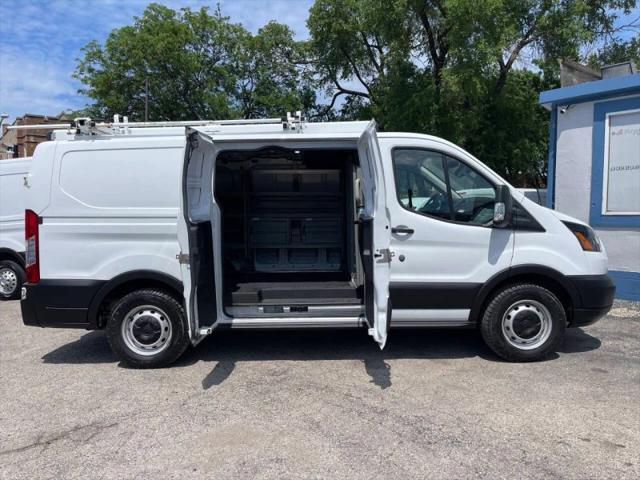 2019 Ford Transit w/60/40 Side Door w/RWB