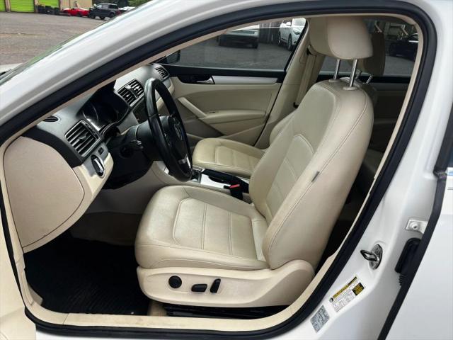 2013 Volkswagen Passat 2.5L SE