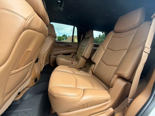 2017 Cadillac Escalade Platinum