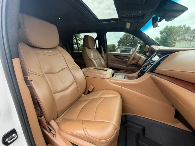 2017 Cadillac Escalade Platinum