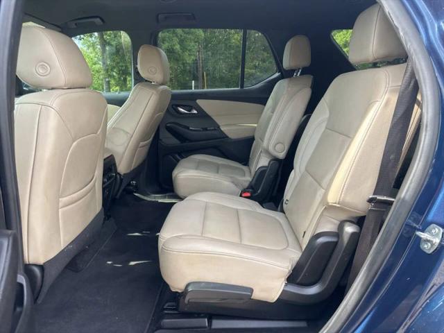 2022 Chevrolet Traverse FWD LT Leather