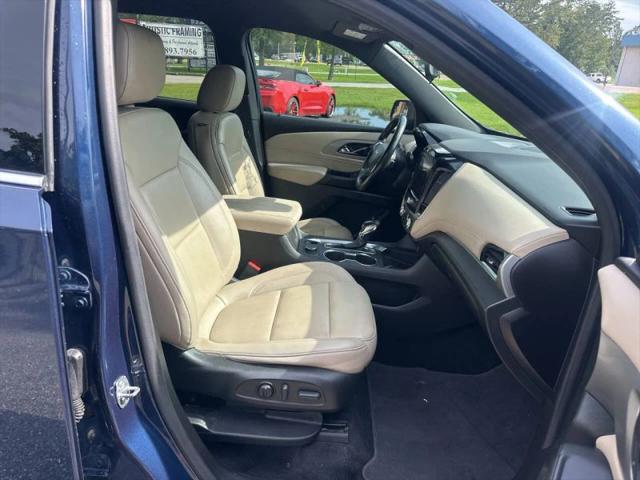 2022 Chevrolet Traverse FWD LT Leather