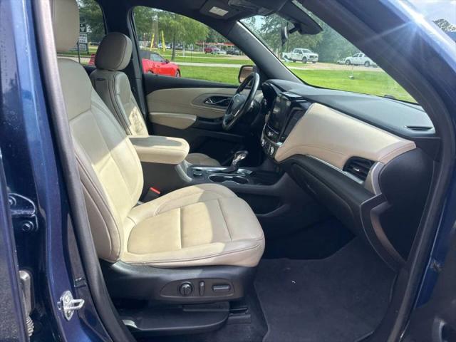 2022 Chevrolet Traverse FWD LT Leather