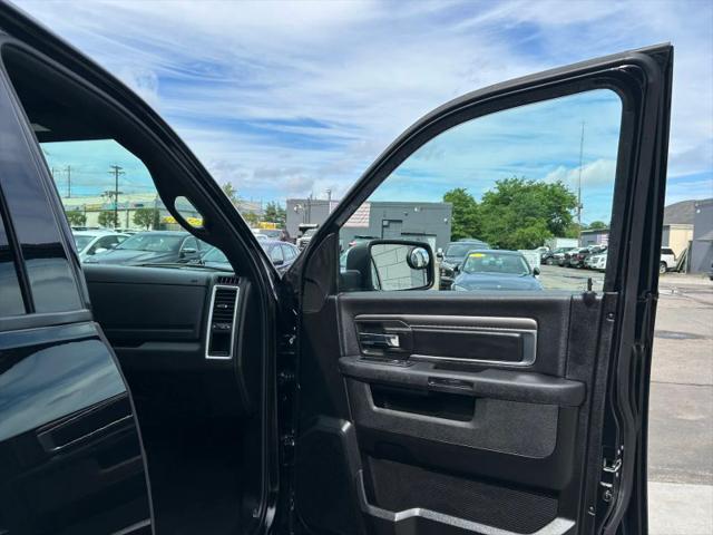 2022 Ram 1500 Classic Warlock Crew Cab 4x4 5'7" Box