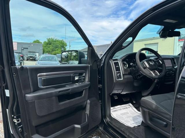 2022 Ram 1500 Classic Warlock Crew Cab 4x4 5'7" Box