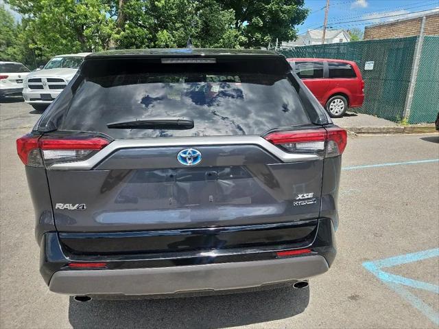 2019 Toyota RAV4 Hybrid XSE