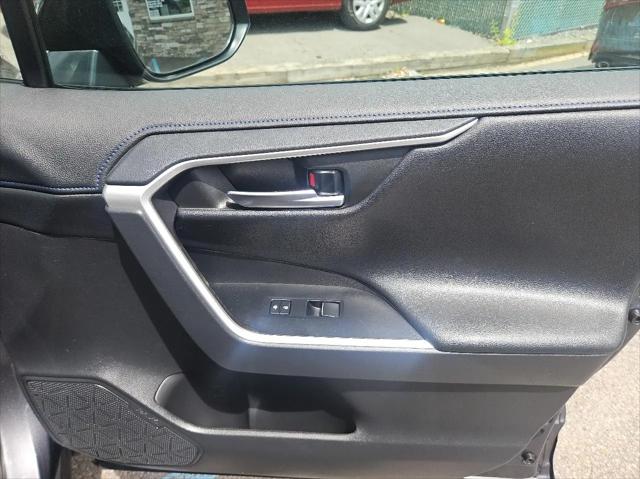 2019 Toyota RAV4 Hybrid XSE