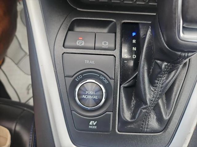 2019 Toyota RAV4 Hybrid XSE