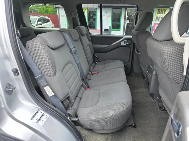 2010 Nissan Pathfinder S