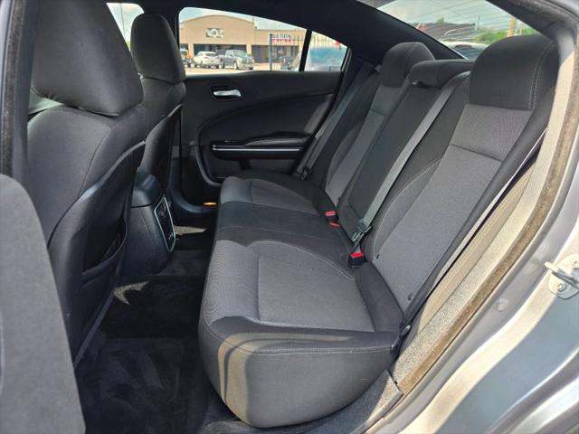 2017 Dodge Charger SE RWD