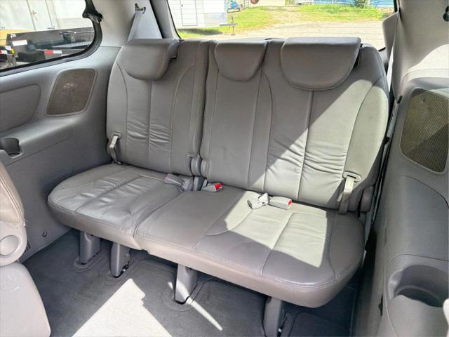 2012 Kia Sedona EX