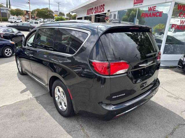 2018 Chrysler Pacifica Hybrid Limited