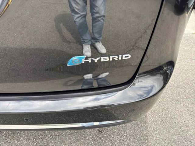 2018 Chrysler Pacifica Hybrid Limited