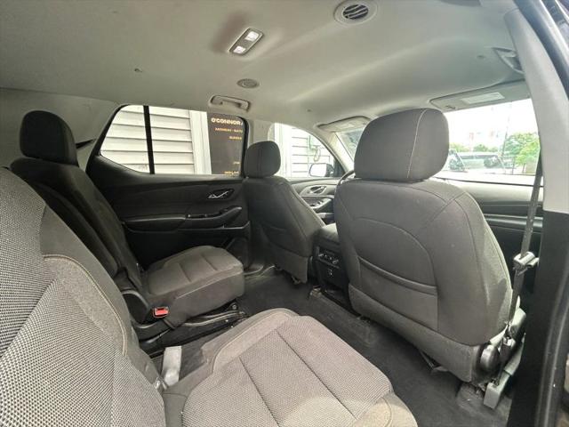 2020 Chevrolet Traverse FWD LT Cloth
