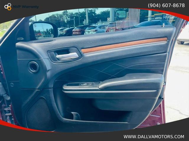 2016 Chrysler 300 Platinum