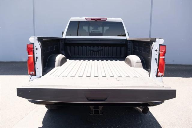 2026 Chevrolet Silverado 3500HD Crew Cab, Standard Bed, LTZ, 4WD