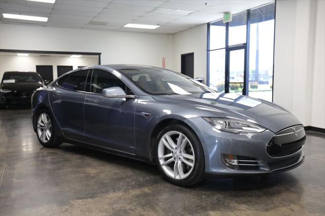 2014 Tesla Model S 85D