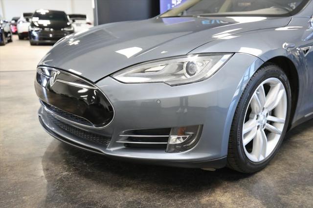 2014 Tesla Model S 85D
