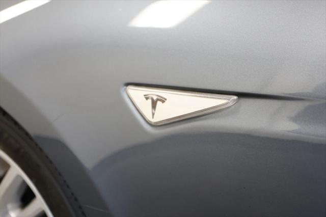 2014 Tesla Model S 85D