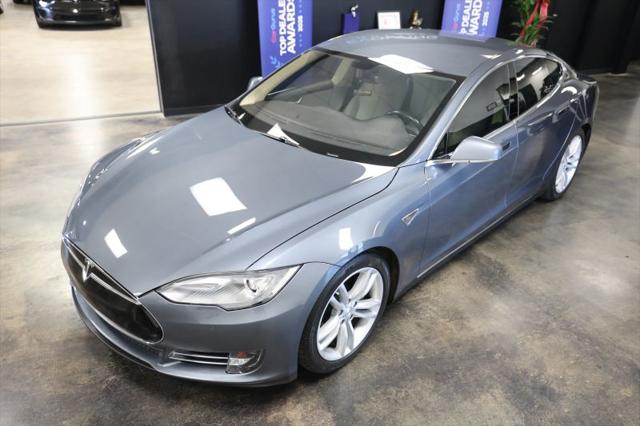 2014 Tesla Model S 85D