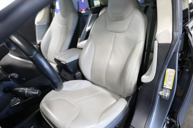 2014 Tesla Model S 85D