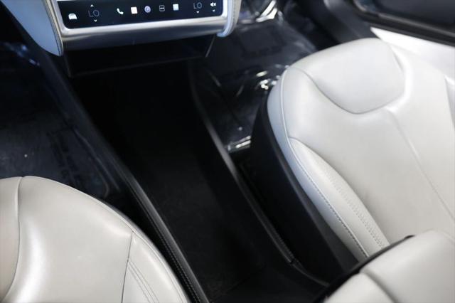 2014 Tesla Model S 85D