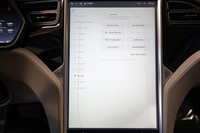 2014 Tesla Model S 85D