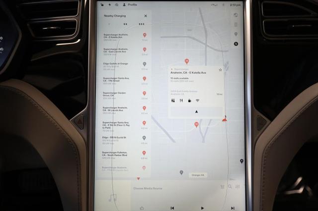 2014 Tesla Model S 85D