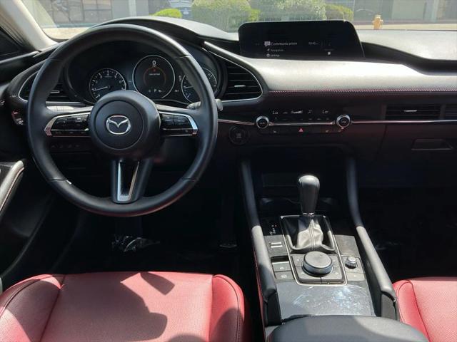 2025 Mazda Mazda3 2.5 S Carbon Edition